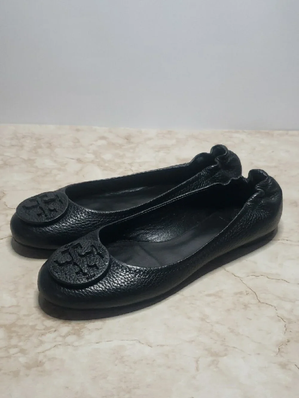 Tory Burch Black Leather Ballet Flats with Logo Medallion 8